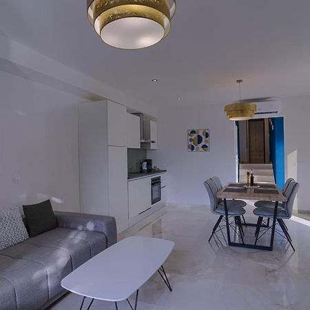 Safirus Apartment กอร์จูลา ภายนอก รูปภาพ