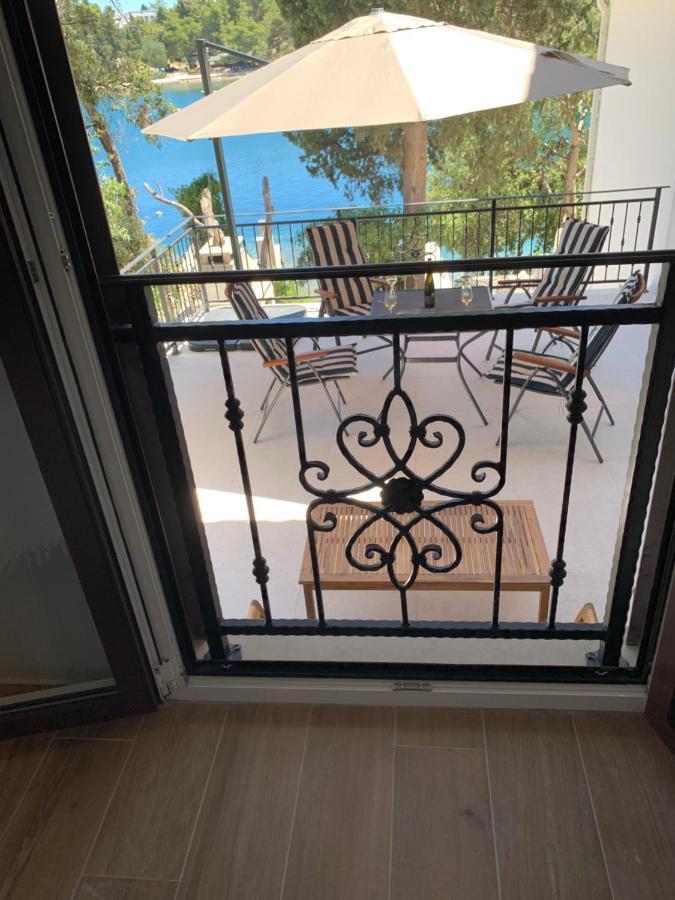 Safirus Apartment กอร์จูลา ภายนอก รูปภาพ