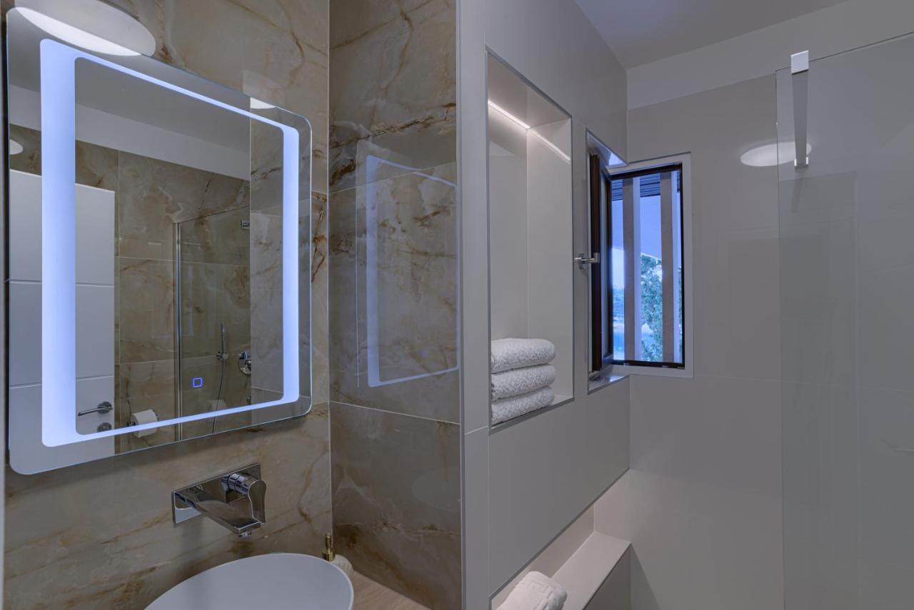 Safirus Apartment กอร์จูลา ภายนอก รูปภาพ