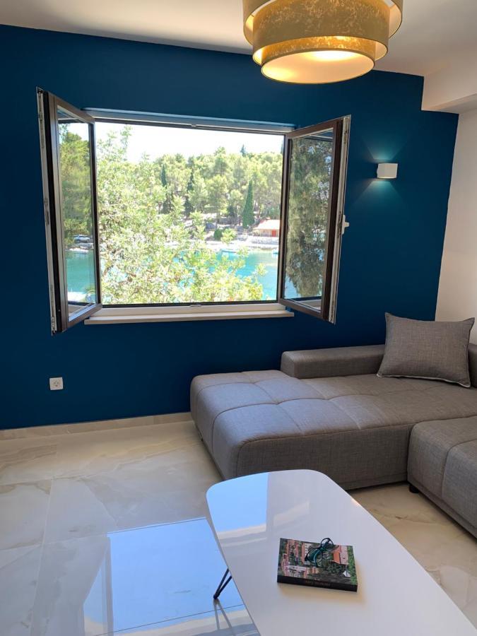 Safirus Apartment กอร์จูลา ภายนอก รูปภาพ